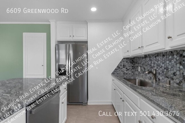 Foto del edificio - 6609 Greenwood Rd