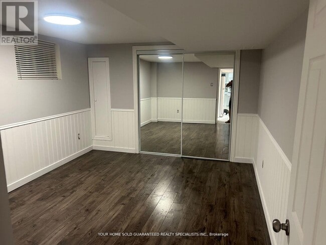 Building Photo - 53 St Quentin Ave