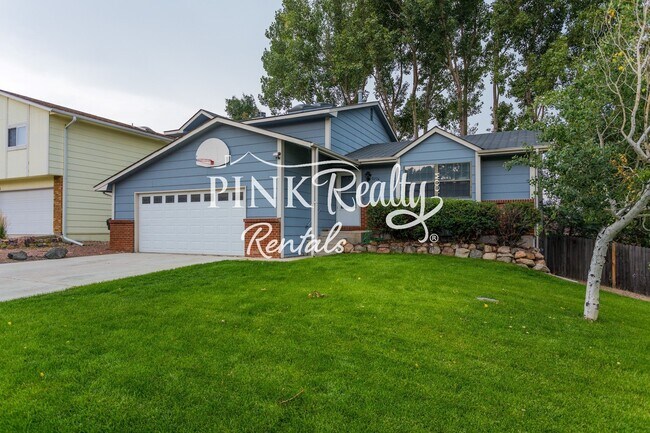 Foto del edificio - 8274 Caravel Dr