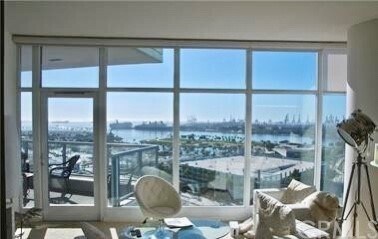 Foto principal - 411 W Seaside Way