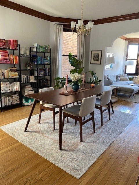 Foto del edificio - 4311 N Winchester Ave