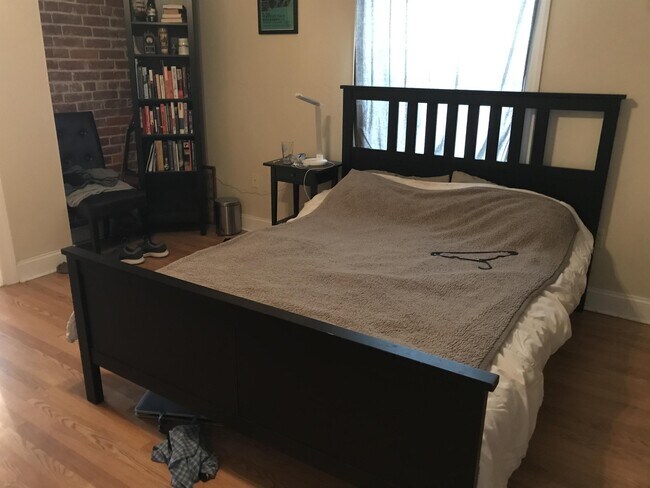 Foto del edificio - 217 Stratford Ave