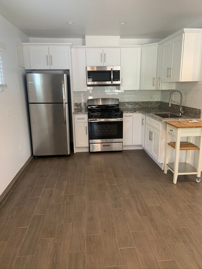 Foto del edificio - 8112 Paso Robles Ave
