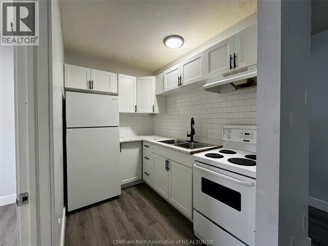 Photo du bâtiment - 89 Sheldon Ave