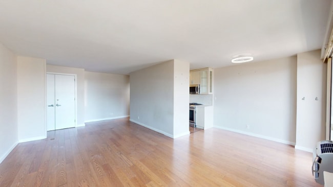 Photo - 2925 W 5th St Apartment