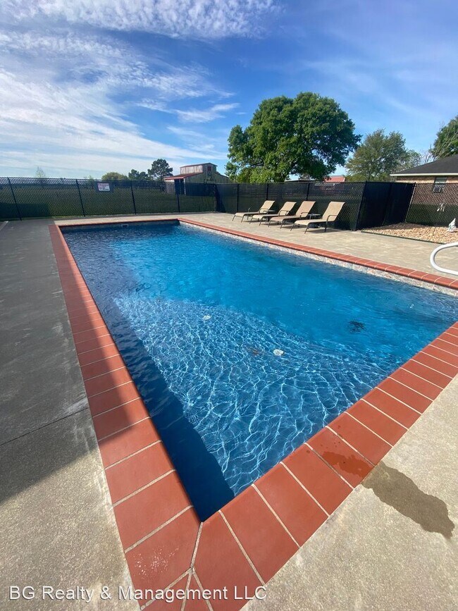 Foto del edificio - 3 br, 2.5 bath House - 1042 Banker Road