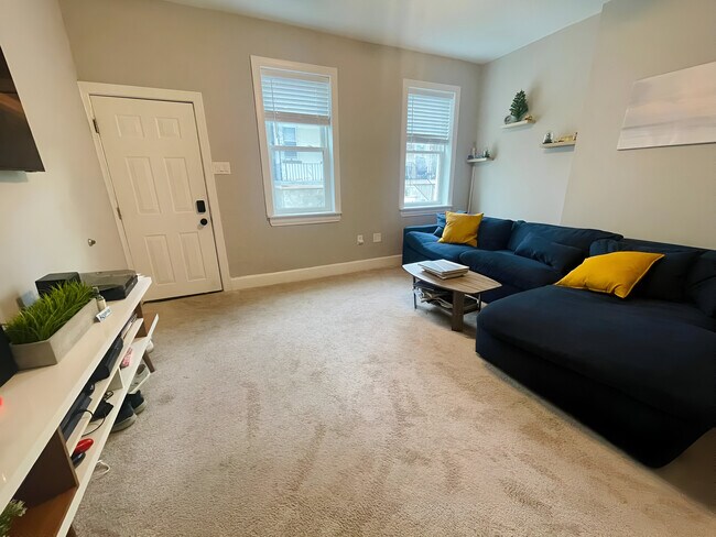 Foto del edificio - 4710 Fowler St