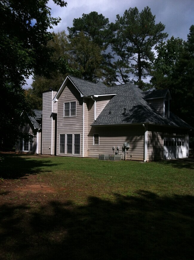 Building Photo - 135 Weeping Willow Way: Lovely 2-story, op...