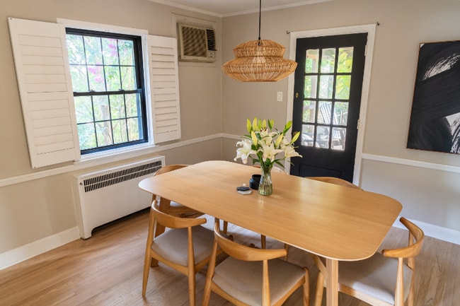 Building Photo - 6 Treaty Rd