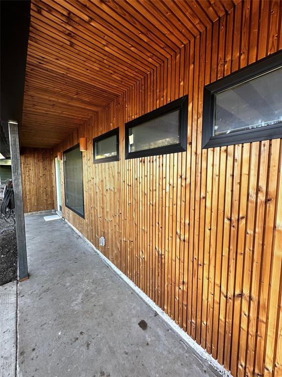 Building Photo - 3201 Bengston St