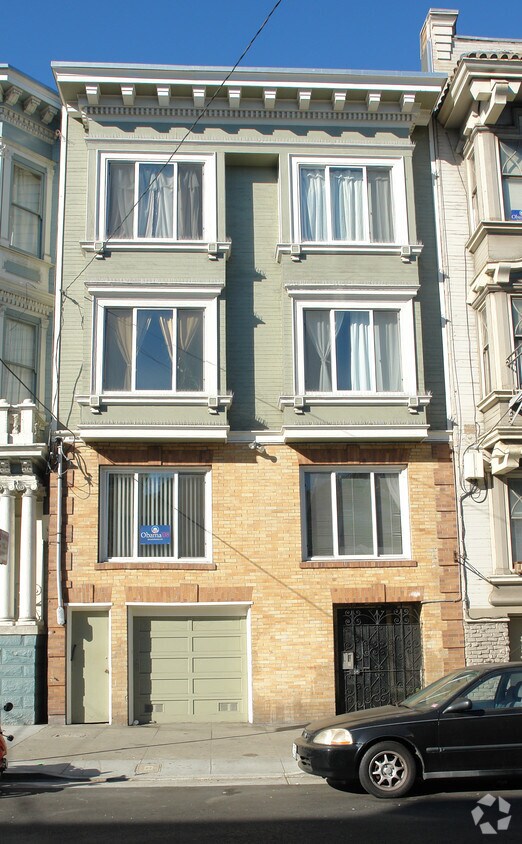 Building Photo - 627 Cole St