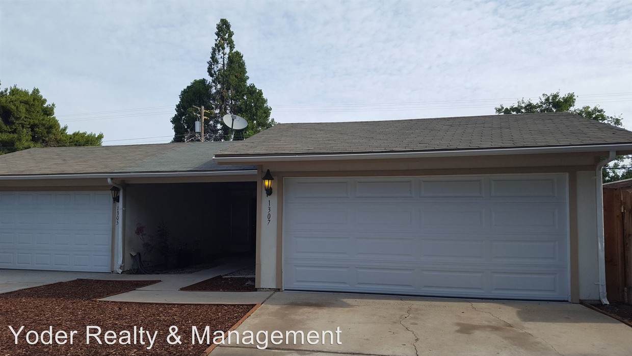 Primary Photo - 1307 Coffee Villa Dr