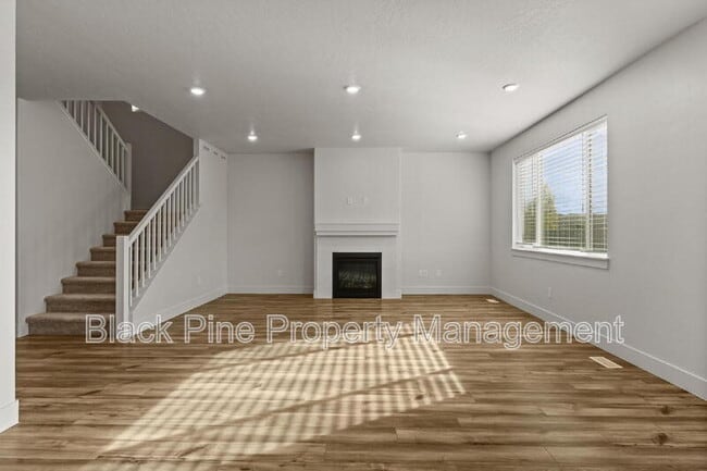 Building Photo - 11130 Aspen Hl Dr