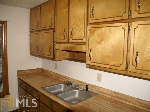 Building Photo - 608 S Jeff Davis Dr