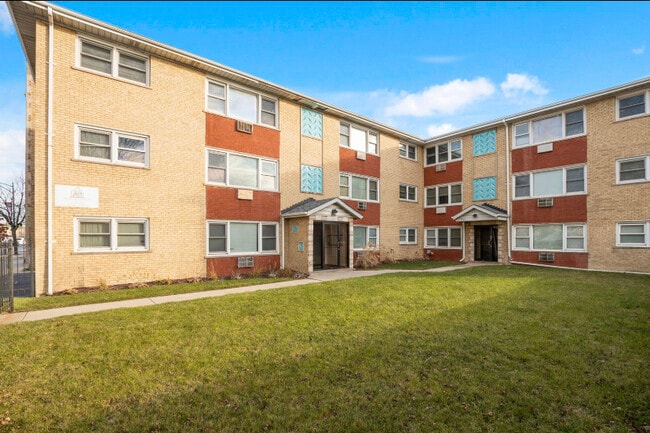 Building Photo - 3941 W 63rd St
