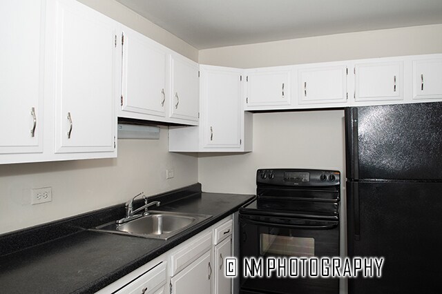 Building Photo - 4300 W Ford City Dr