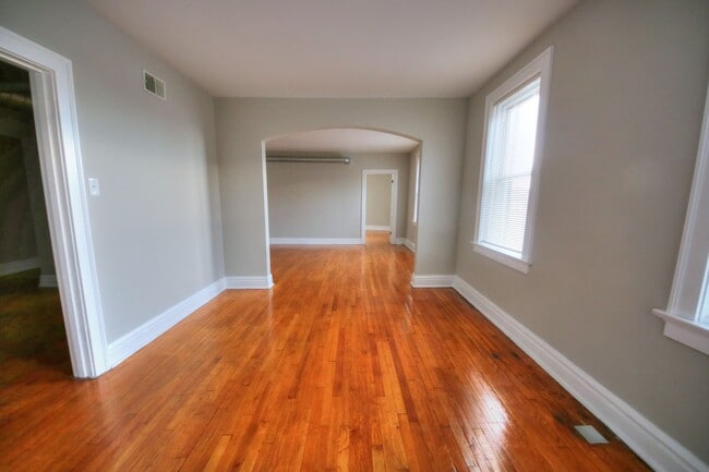 Building Photo - 4415-4423 S. Kingshighway Blvd.