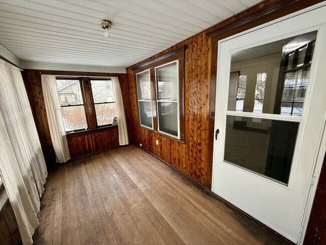 Foto del edificio - 835 Inman St