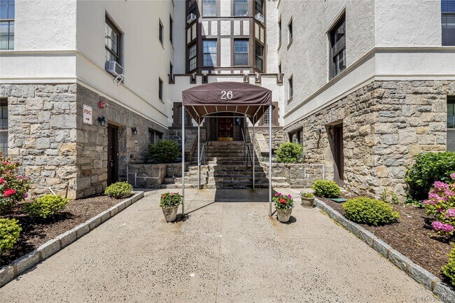 Foto del edificio - 26 Pondfield Rd W