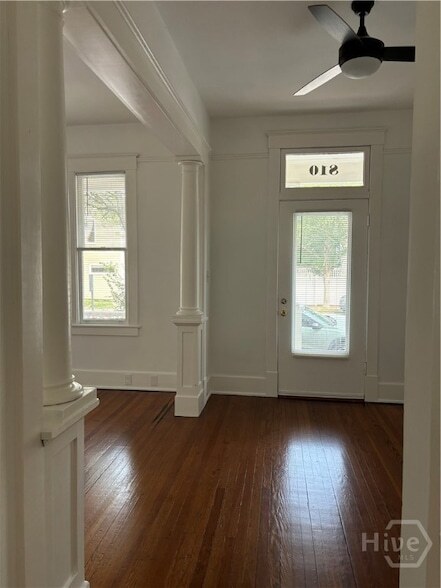 Foto del edificio - 810 Barnard St