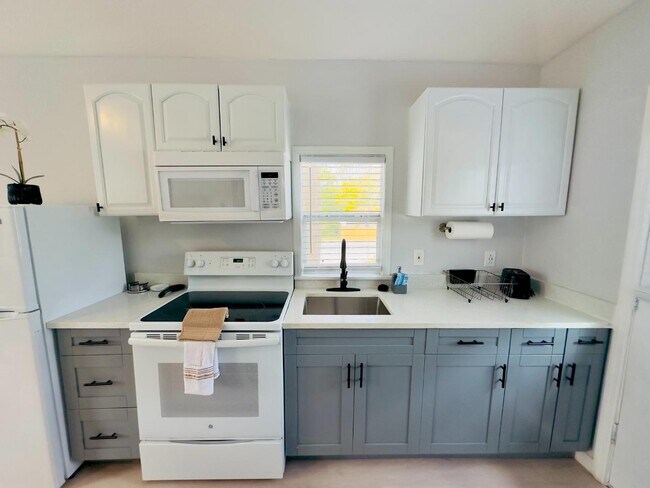 Photo - 1044 22nd Ave N Apartment