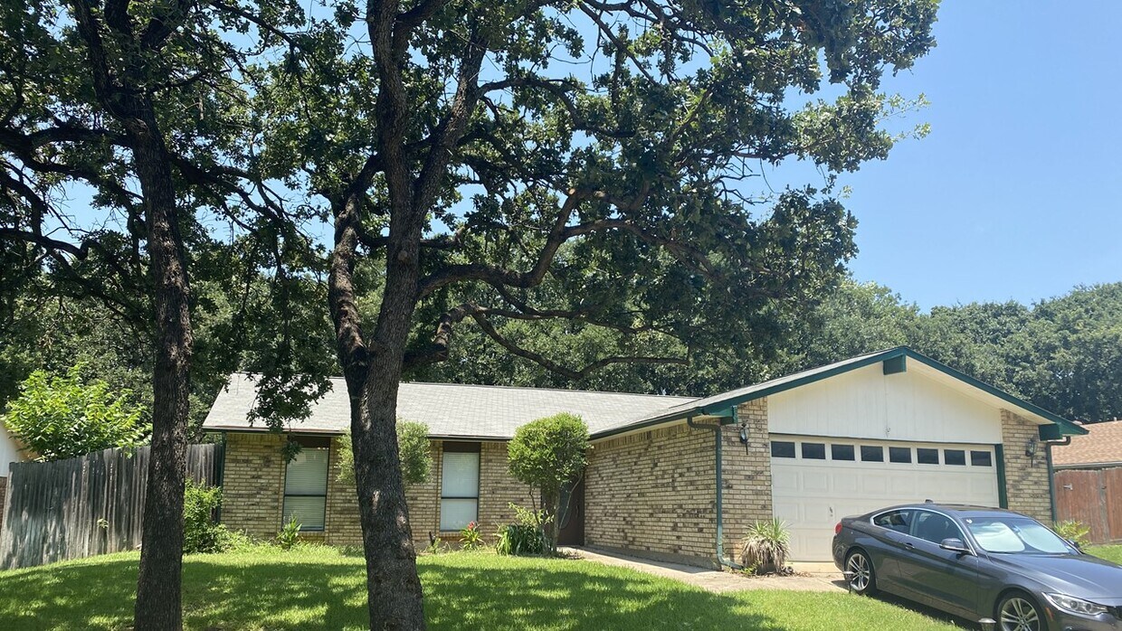 3725 Walnut Dr, Bedford, TX 76021 House Rental in Bedford, TX