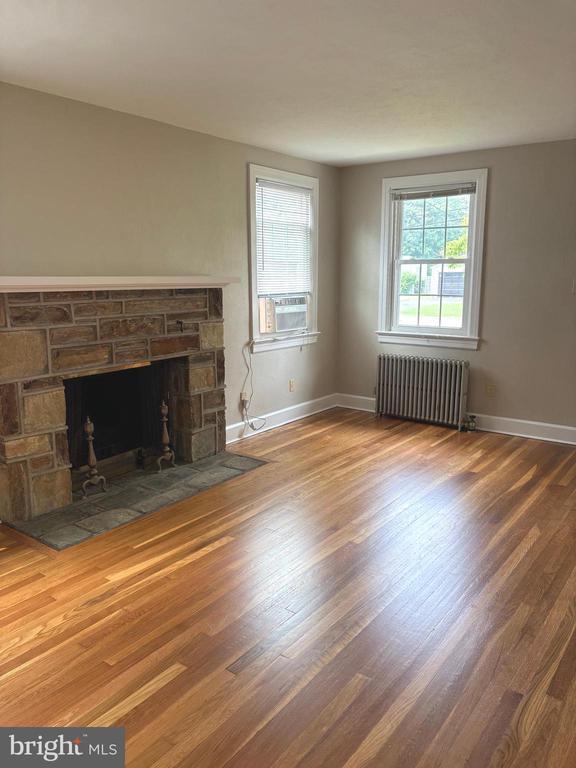 Building Photo - 122 Homestead Ave