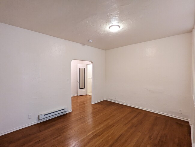 Foto del edificio - 2423 Blake St