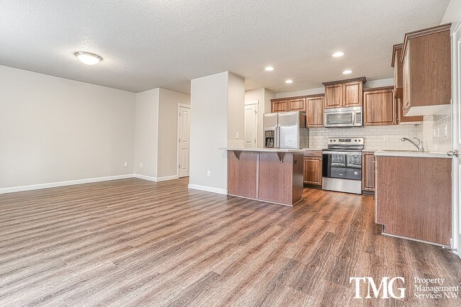 Photo - 3 Bedroom/2.5 Bath With Fenced Backyard, W/D Included, and AC! House