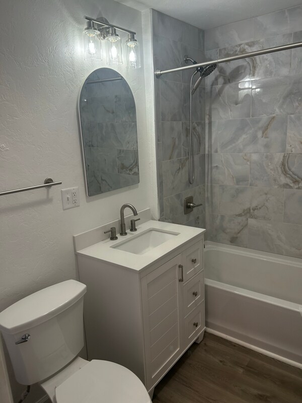 Foto del edificio - 1719 N Division St