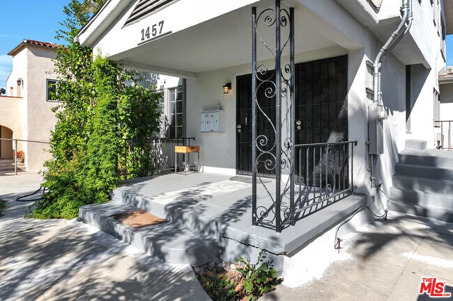 Building Photo - 1457 Allison Ave