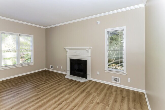 Foto del edificio - 1612 Carriage Hills Dr