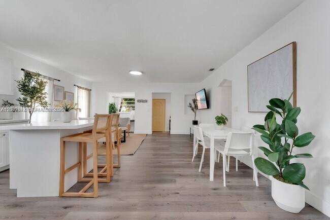 Foto del edificio - 180 NW 69th St