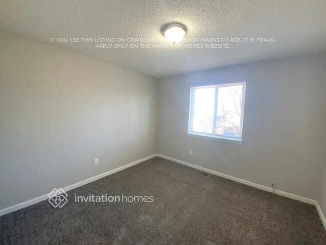Building Photo - 16955 E Temple Pl