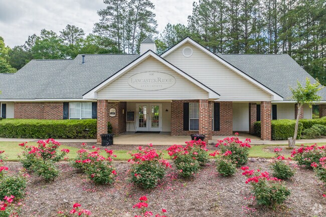 Building Photo - Lancaster Ridge