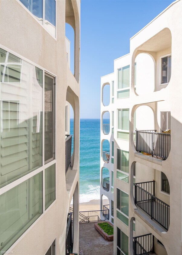 Primary Photo - 2 br, 2 bath Condo - 565 Esplanade 411