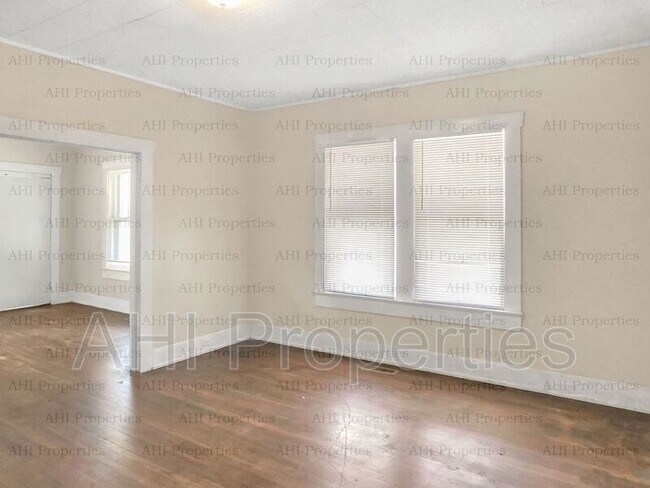 Building Photo - 2304 22nd St Ensley