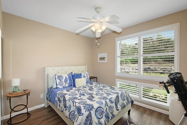 Building Photo - TURNKEY - LUXURY 2BED/2BA FULLY FURNISHED ...