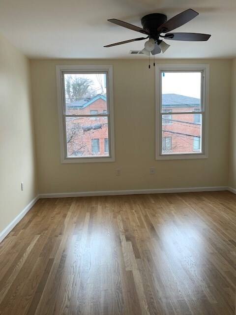 Foto del edificio - 9 Ridgley Pl