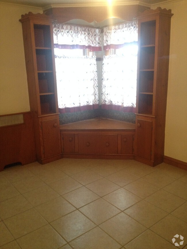 Apartments for Rent in Old PA