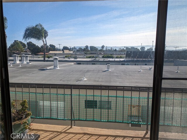 Foto del edificio - 20415 Anza Ave