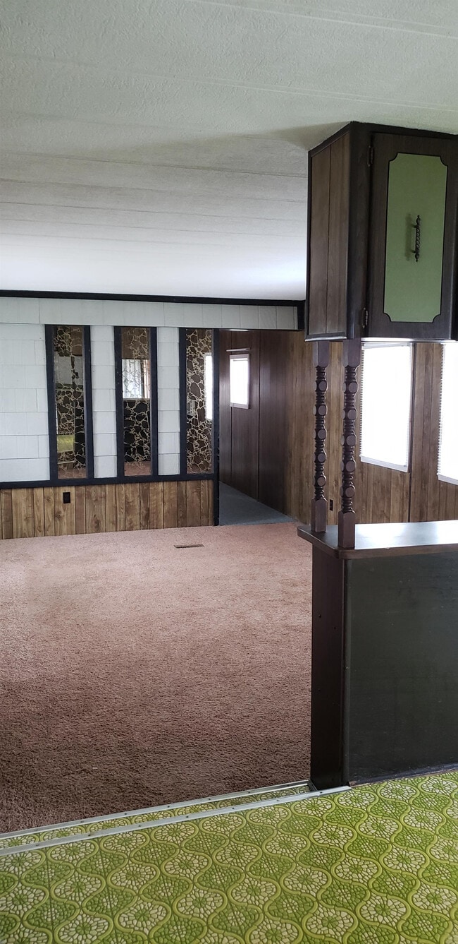 Building Photo - 19766 Park Rd