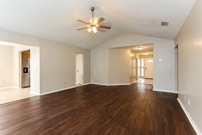 Building Photo - 7806 Collins Ridge Blvd