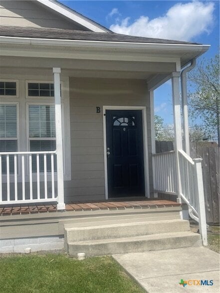 Primary Photo - 203 Palmwood Dr