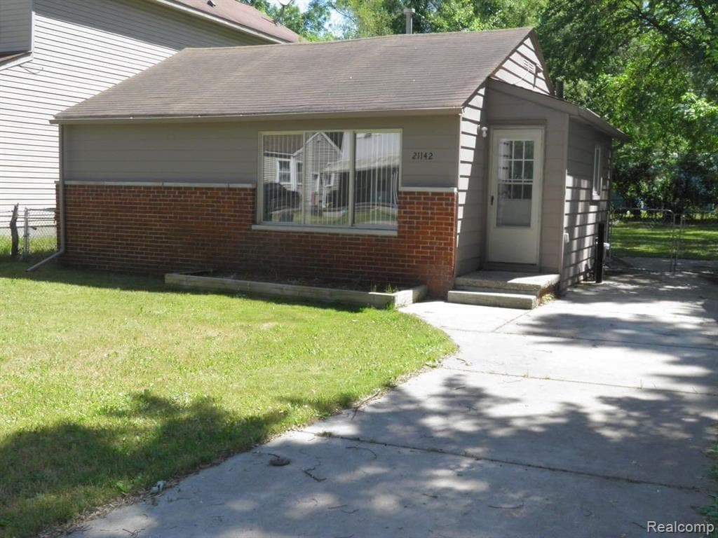 Foto principal - 21142 Ontaga St