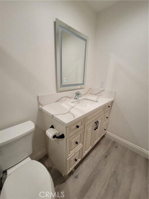 Foto del edificio - 8015 Sterling Drive