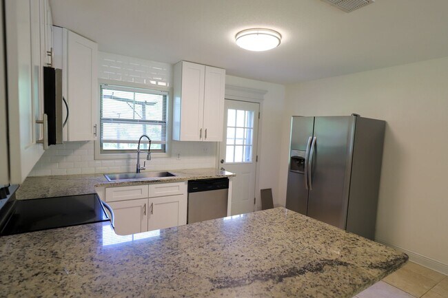 Foto del edificio - 133 Hickory Dr