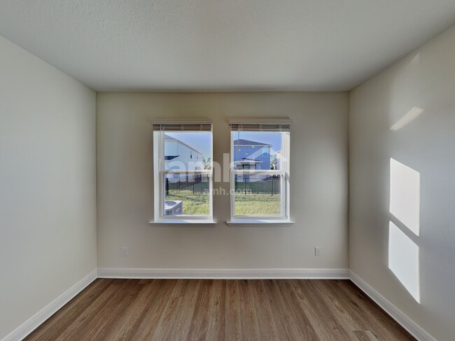 Building Photo - 5999 Sycamore Pl St