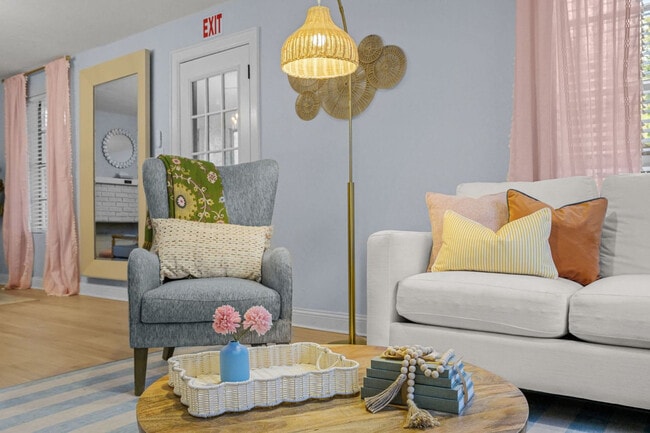 Foto del edificio - 522 31st St W