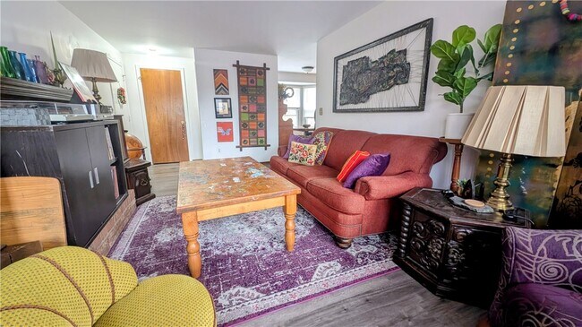 Foto del edificio - 6 Foxpointe Cir